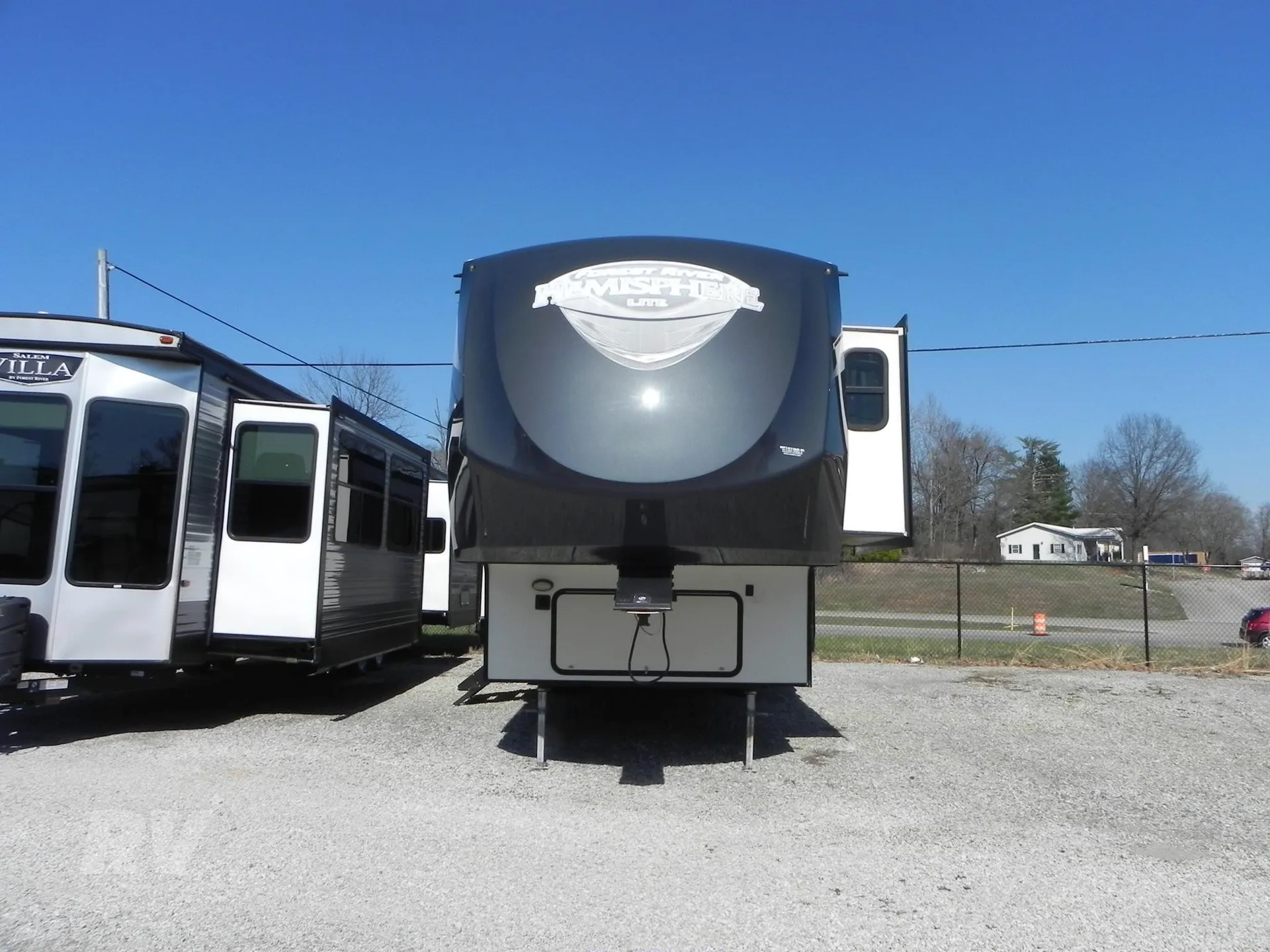 2017 Forest River Salem Hemisphere Lite 327RE - Photo 2
