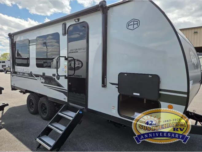 2026 Forest River Cherokee Grey Wolf Black Label 18RRBL - Photo 2