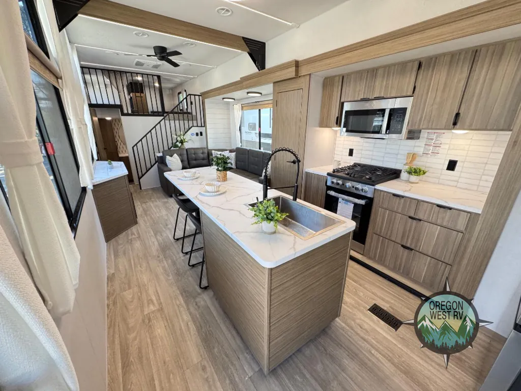 2027 Forest River Salem Grand Villa 42ICE, Photos photo 6