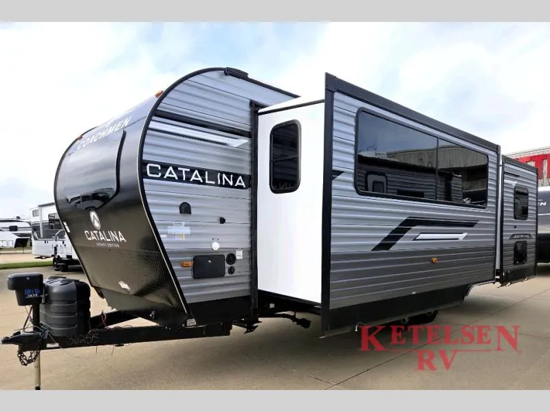 2026 Forest River Catalina 263FKDS - Photo 2