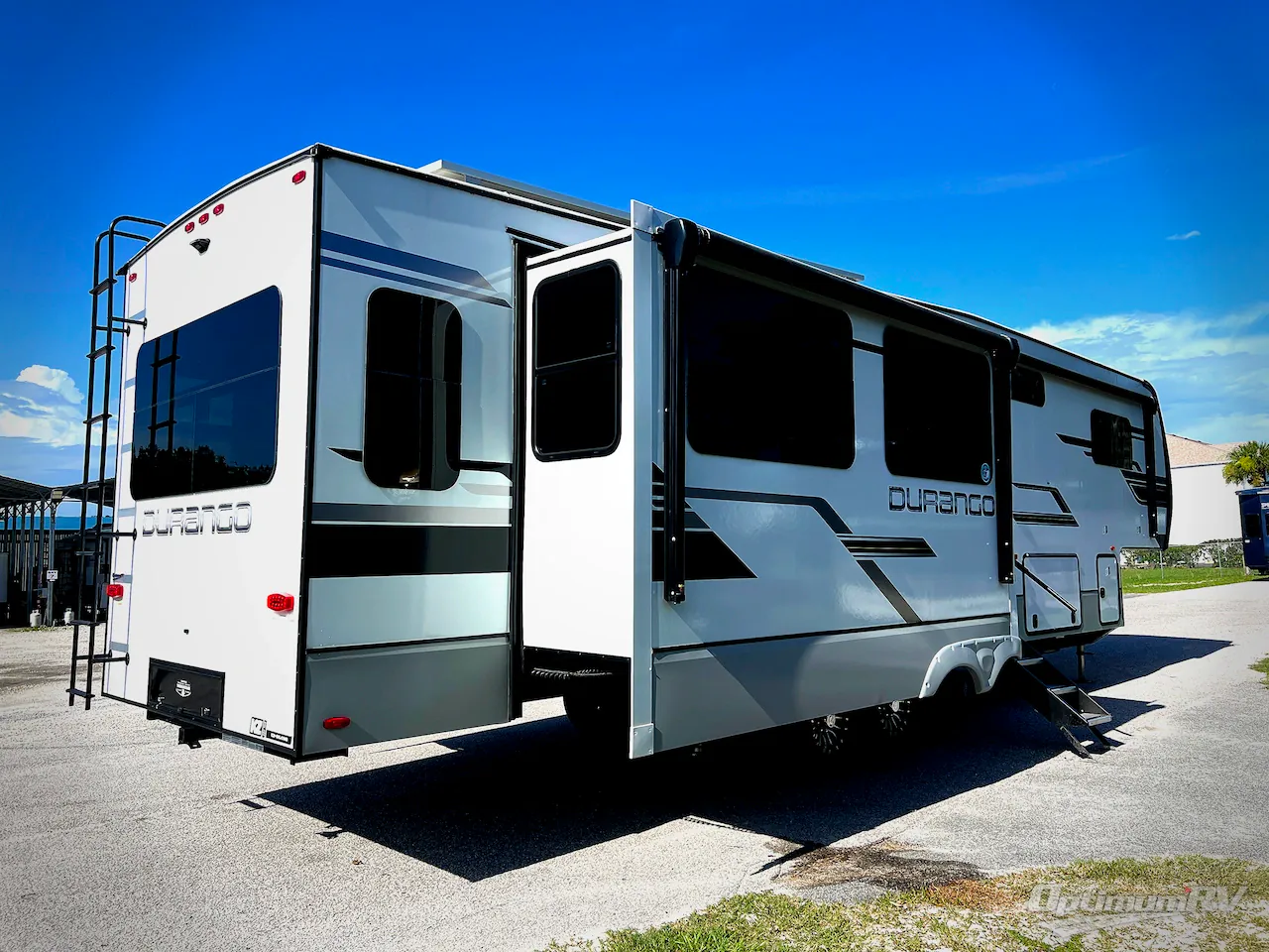 2025 K-Z Durango D333RLT - Photo 4