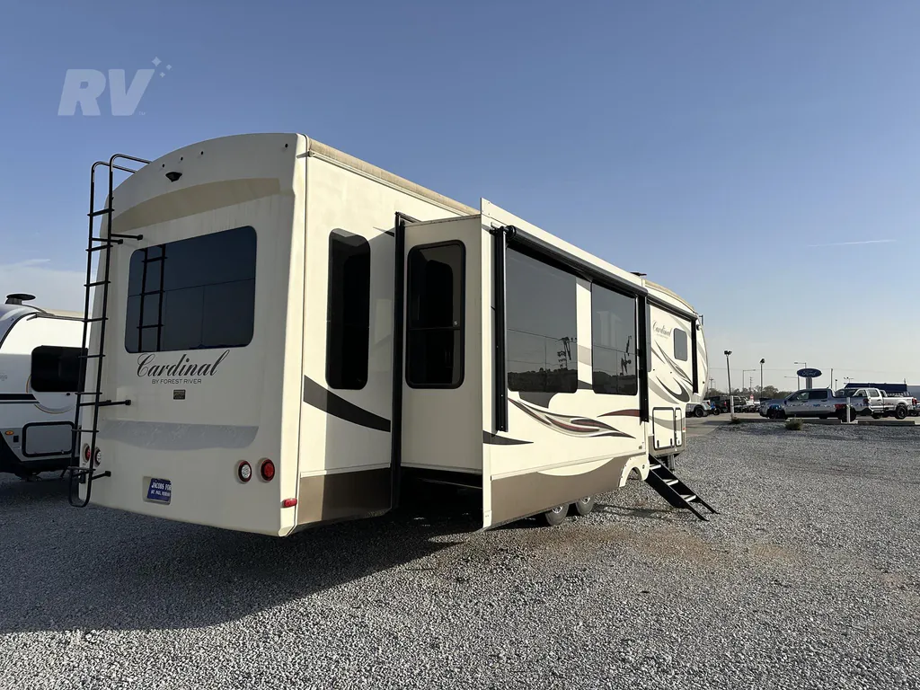 2017 Forest River Cardinal 3456RL, Photos photo 3