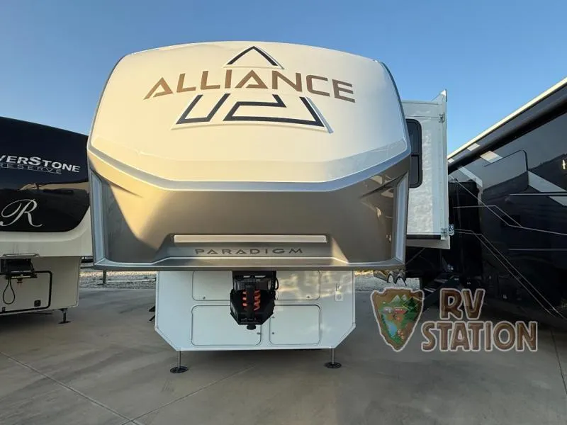 2026 Alliance RV Paradigm 310RL - Photo 3
