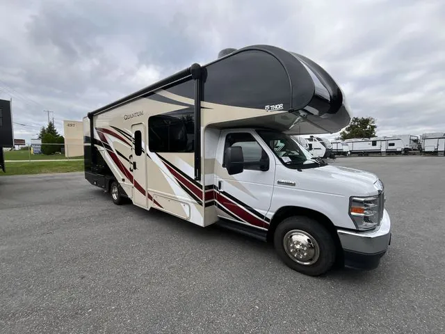 2022 Thor Motor Coach Quantum KW29 - Photo 2