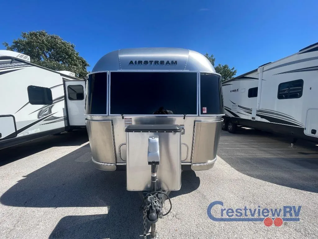 2016 Airstream International Serenity 27FB - Photo 4