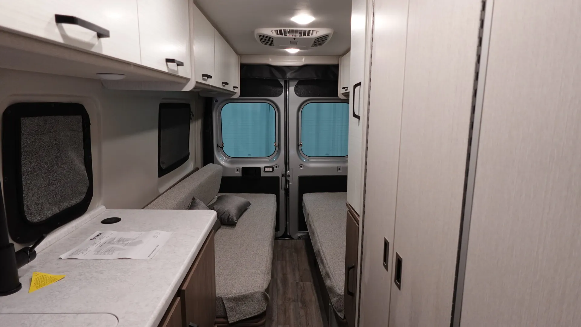 2026 Thor Motor Coach Tellaro 20U - Photo 3