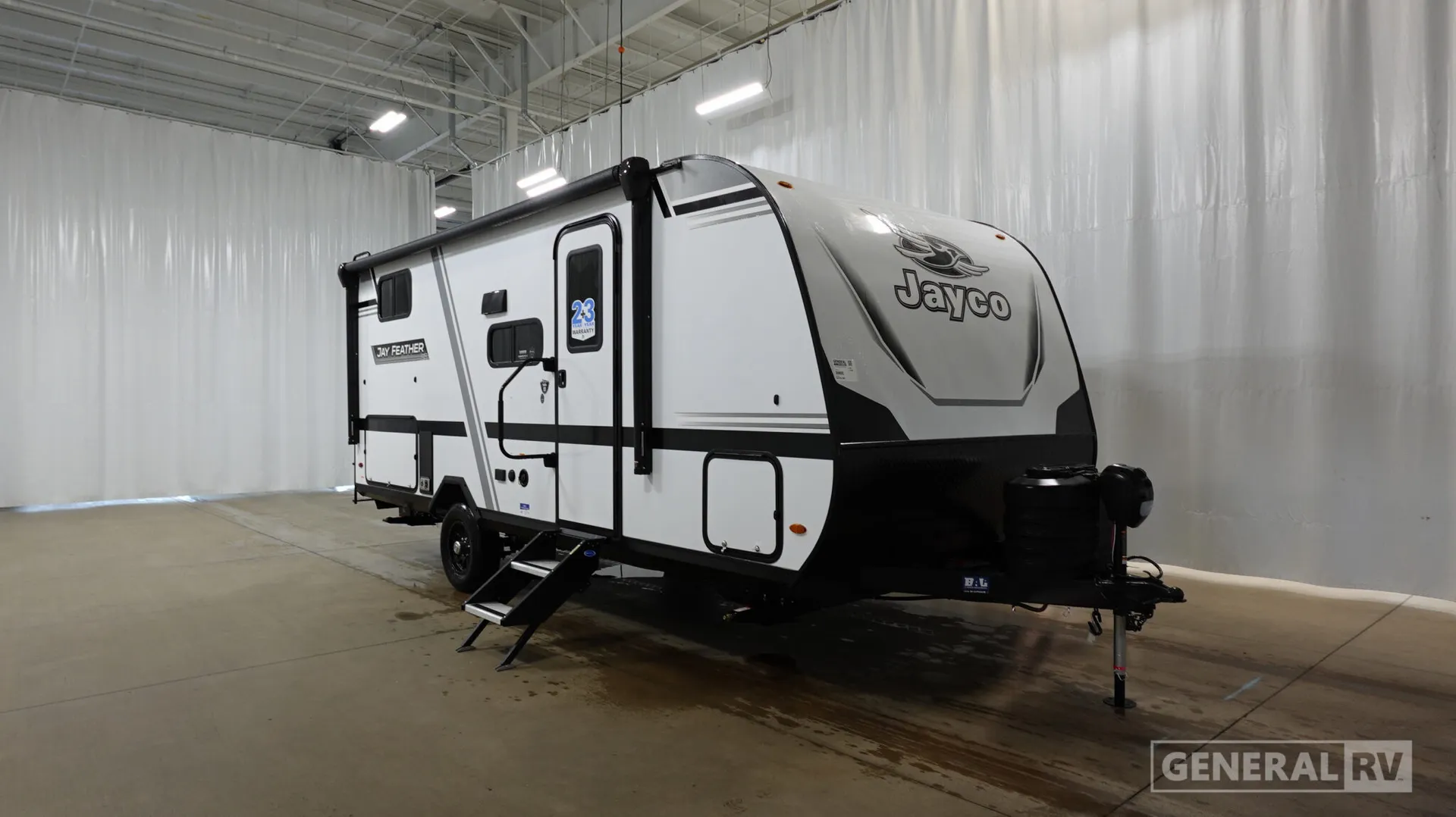 2027 Jayco Jay Feather Air 16DB - Photo 2
