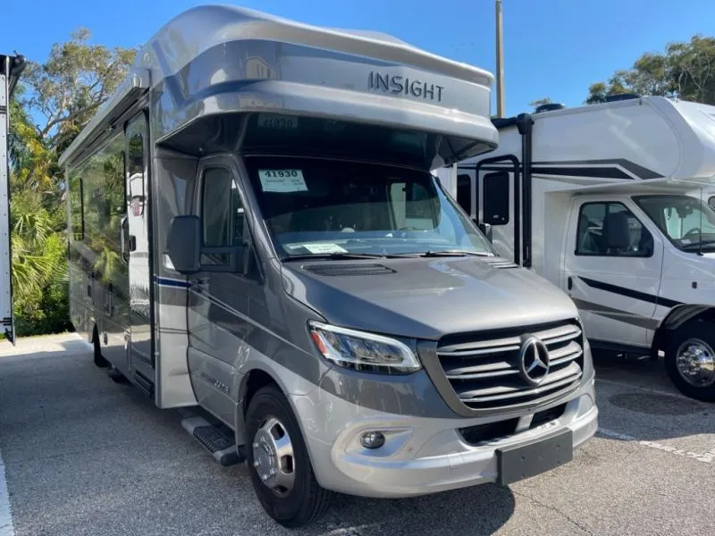 2025 Fleetwood Insight 25Q - Photo 2