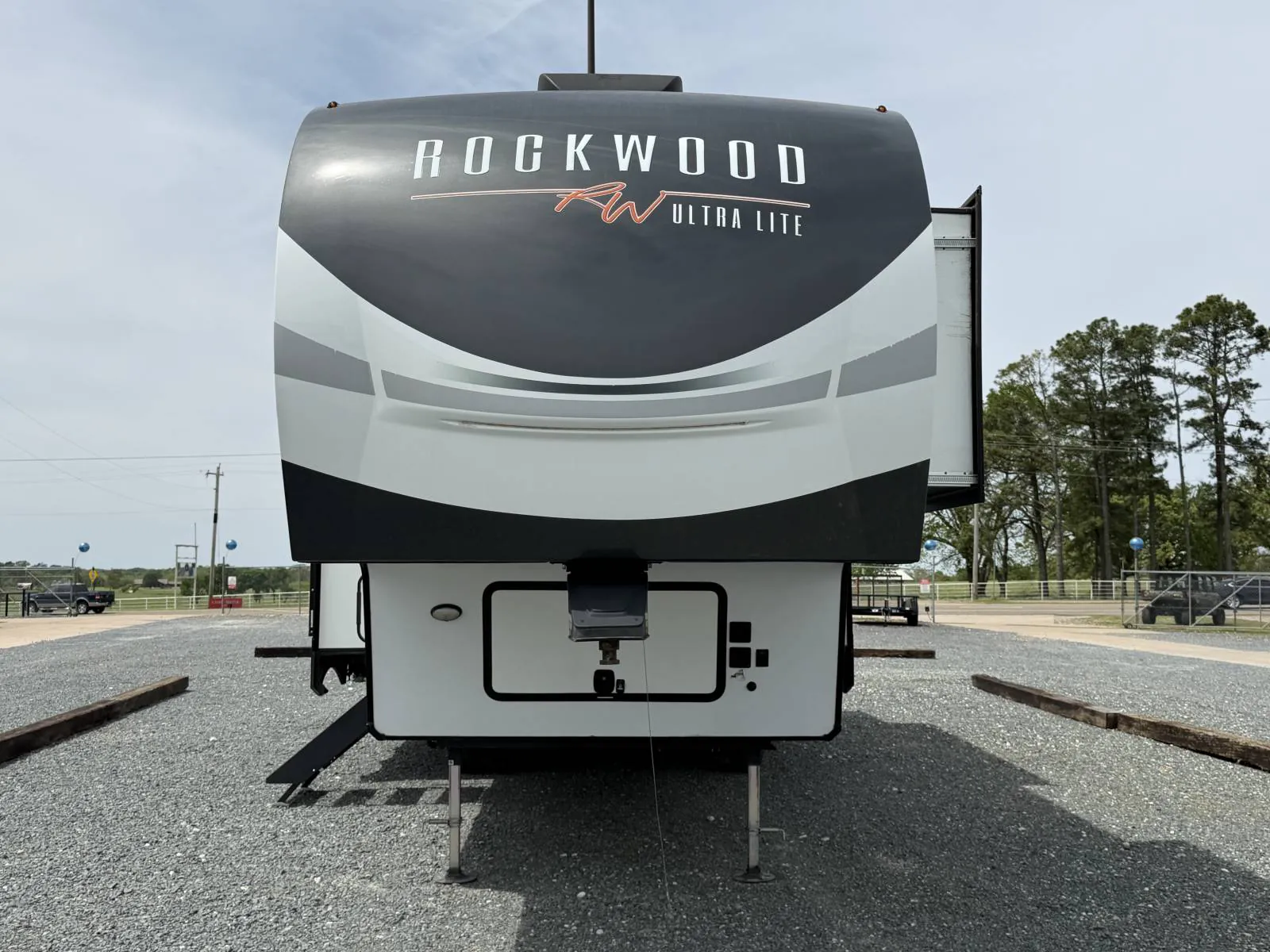 2022 Forest River Rockwood Ultra Lite 2883WS - Photo 3