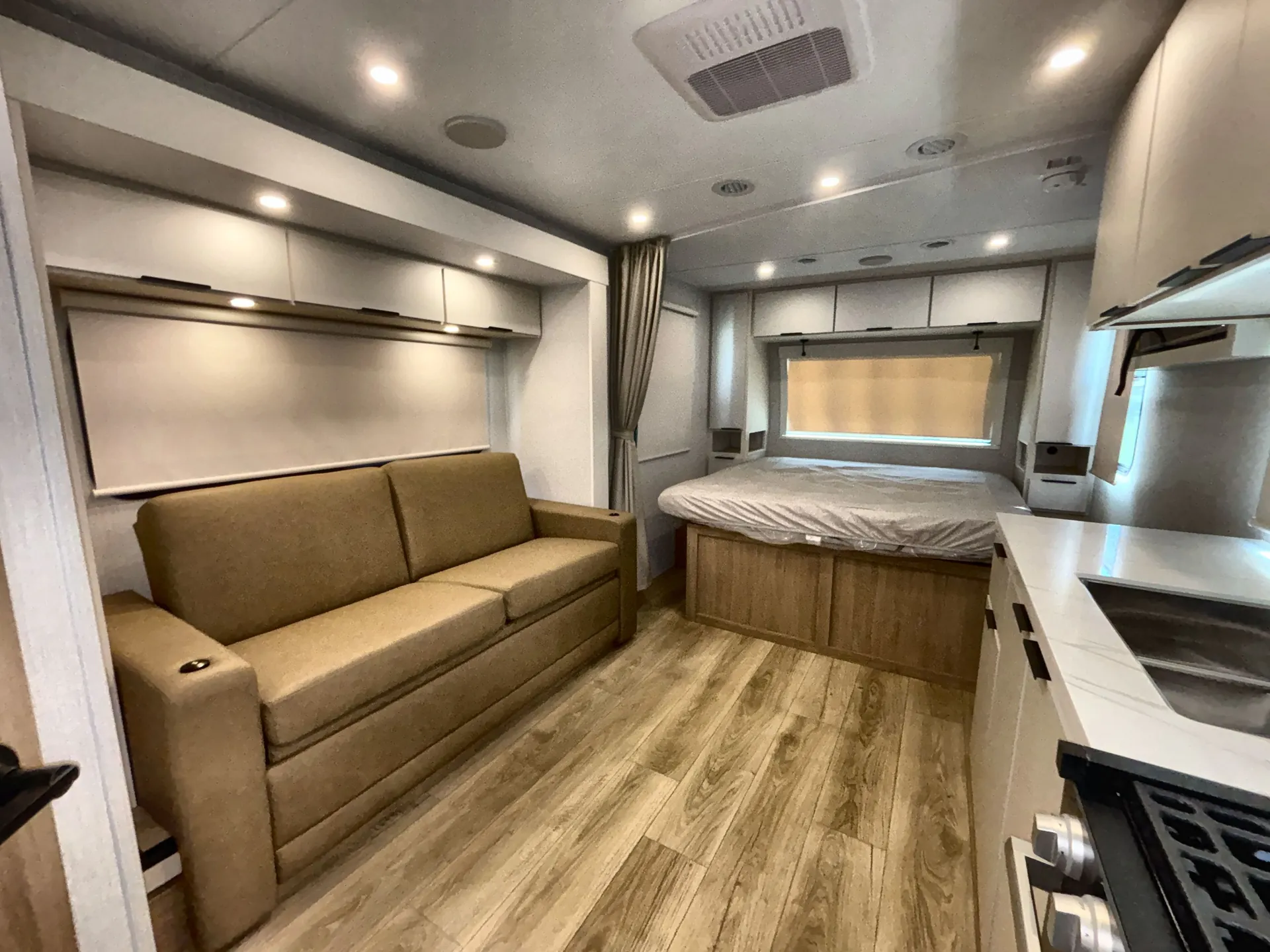 2026 Winnebago Thrive 18FBS — living area main