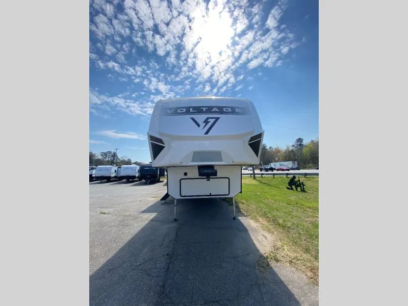 2026 Dutchmen Voltage V-Series 3600 - Photo 3