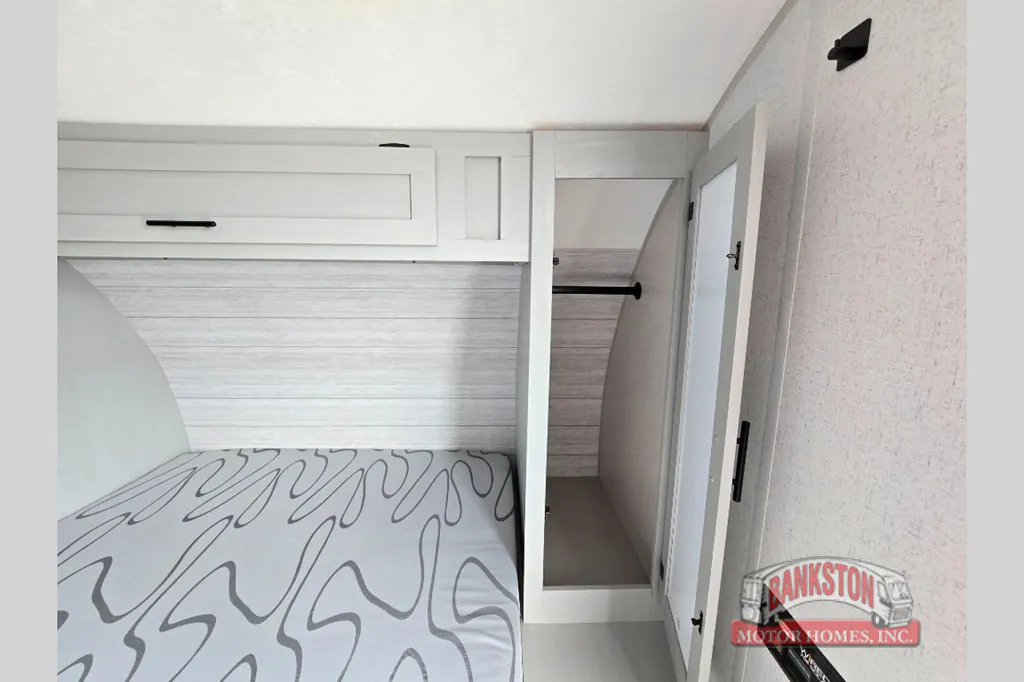 2022 Forest River Wildwood FSX 210RT, Photos photo 22
