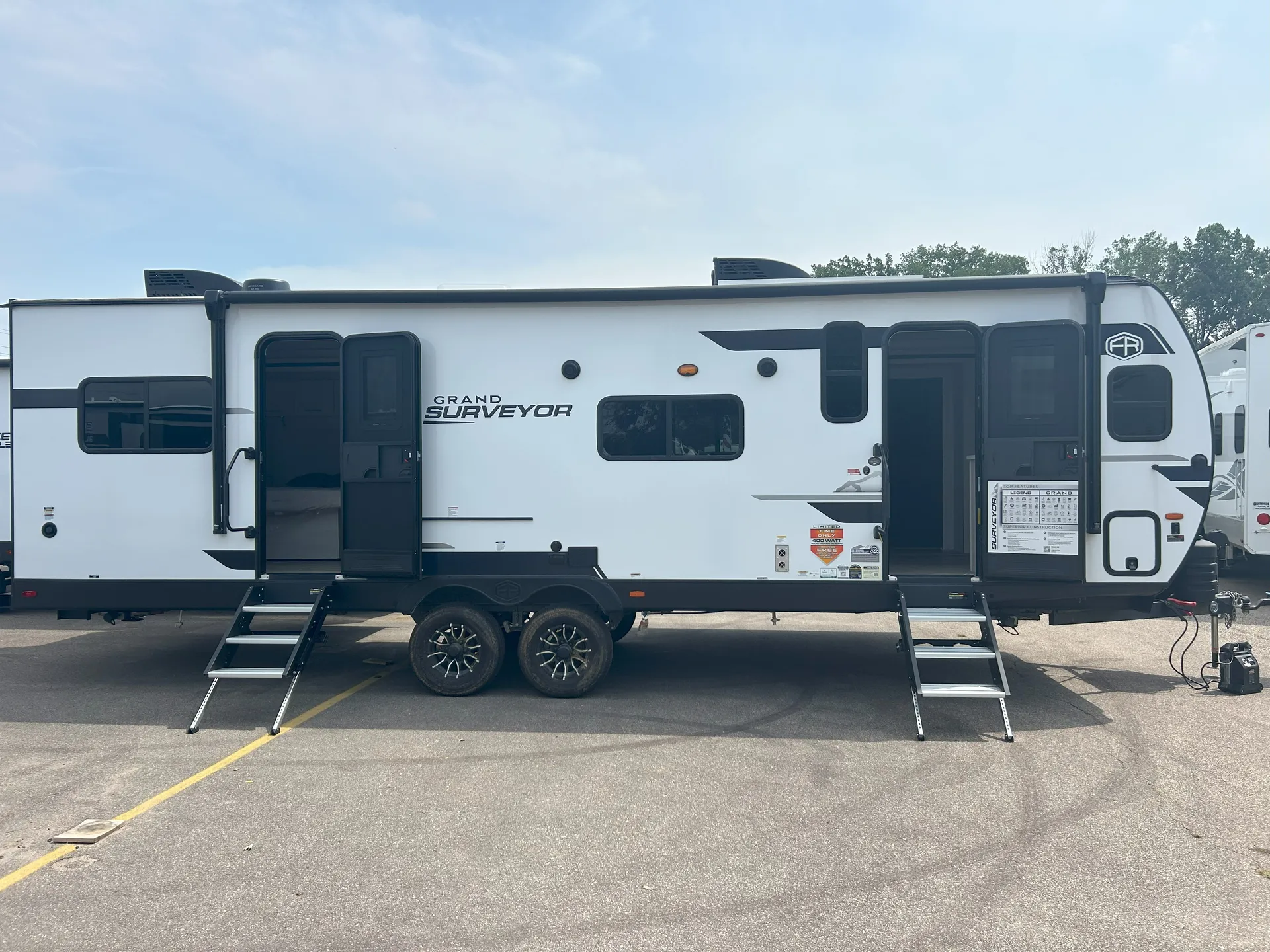2025 Forest River Grand Surveyor 275FKBS - Photo 3
