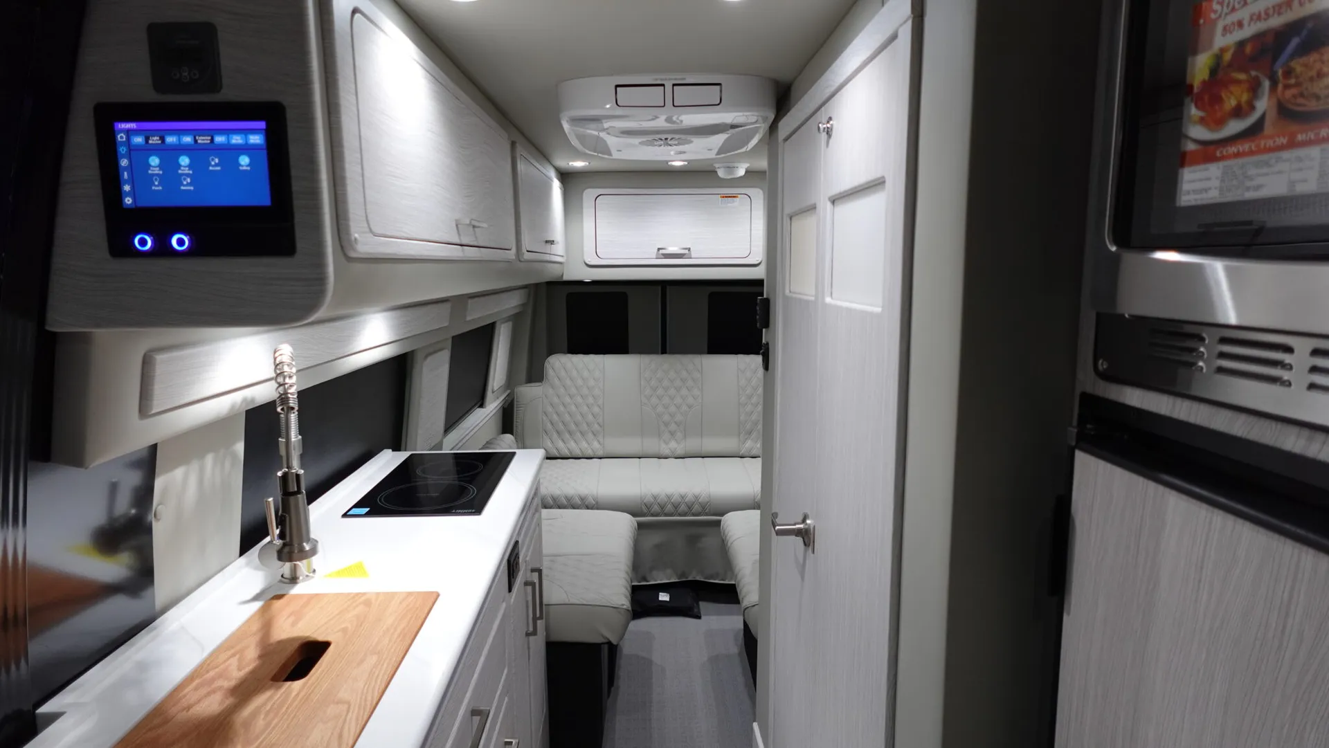 2026 Midwest Automotive Designs Patriot MD3 - Photo 3