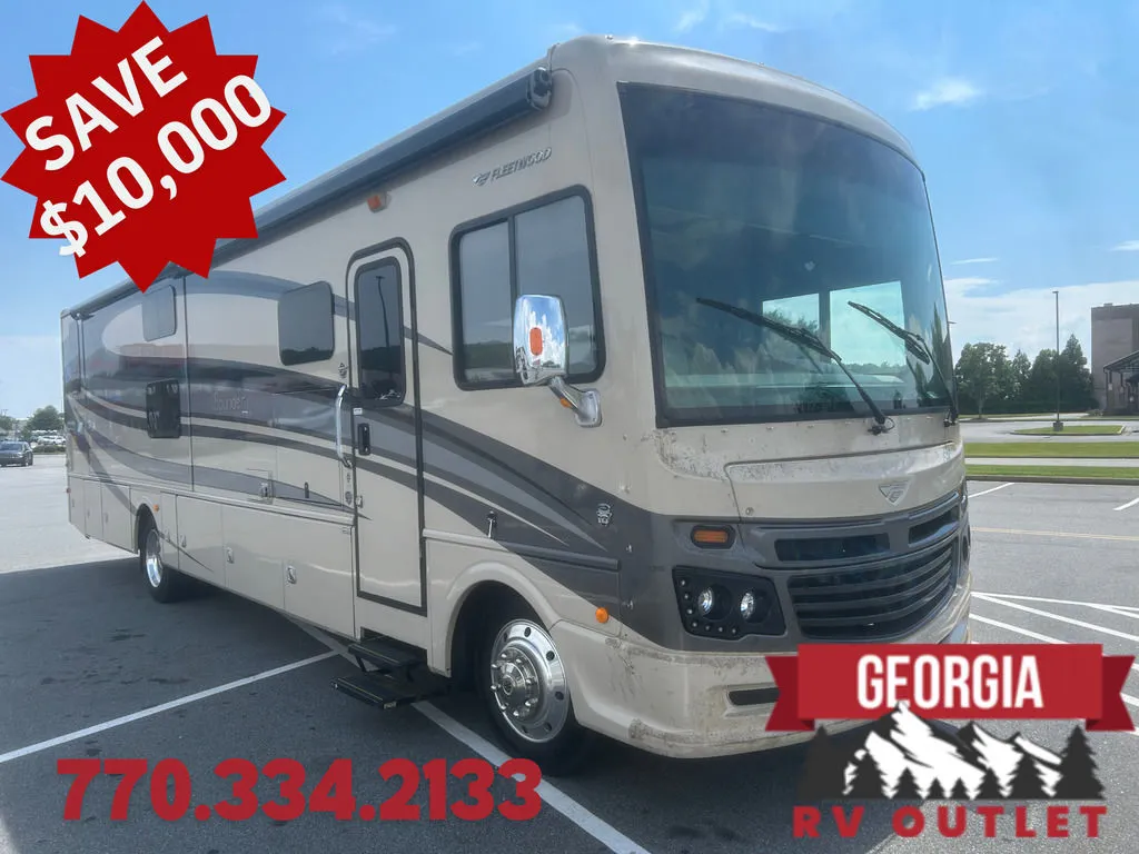 2016 Fleetwood Bounder Classic 36H - Main photo