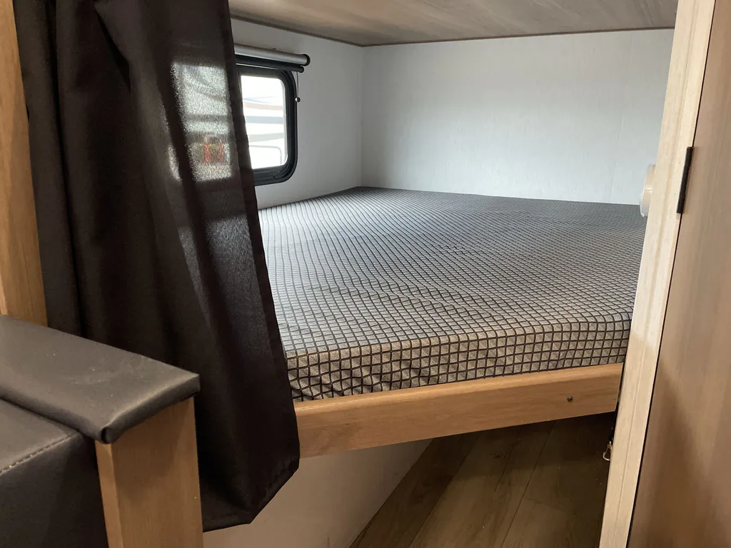2026 Coachmen Apex Nano 186BH, Photos photo 20