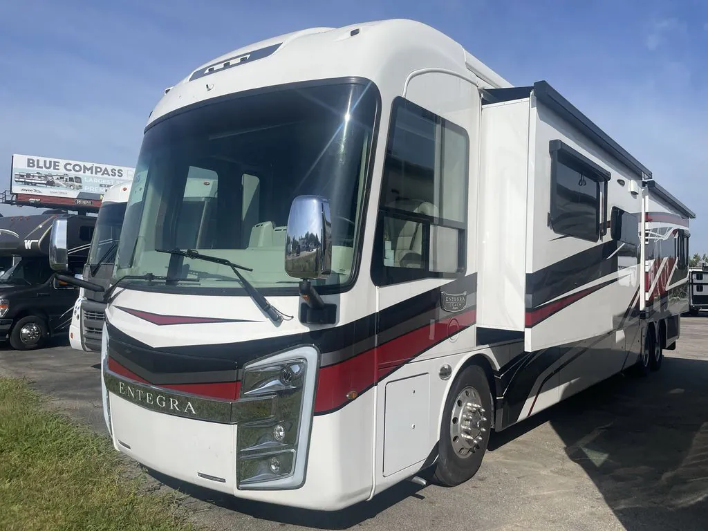 2024 Entegra Coach Aspire 44R - Photo 4