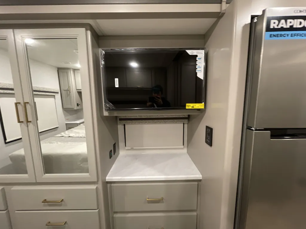 2026 Thor Motor Coach Windsport 29L, Photos photo 15