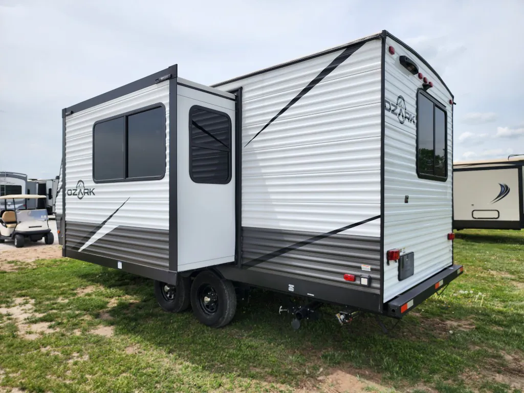 2024 Forest River Ozark 2430RBK — Photo 5