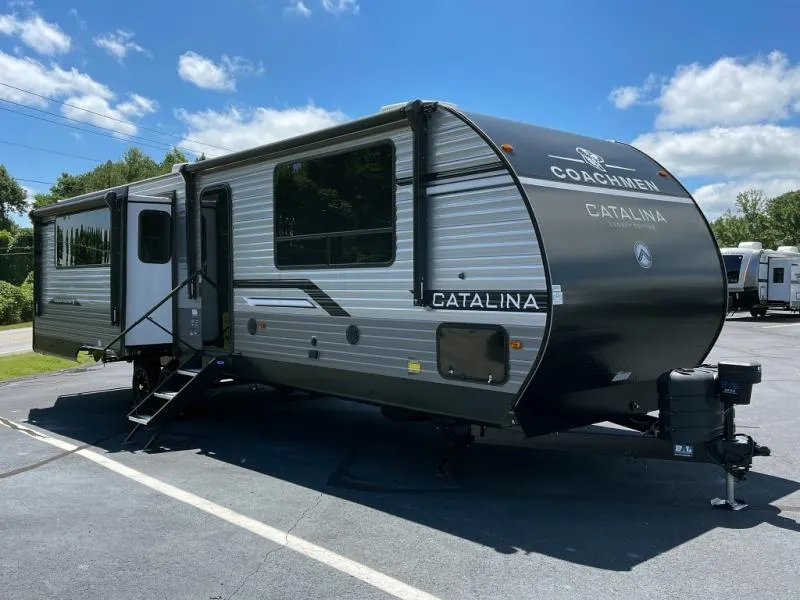 2026 Coachmen Catalina Legacy Edition 323MAZE - Photo 2
