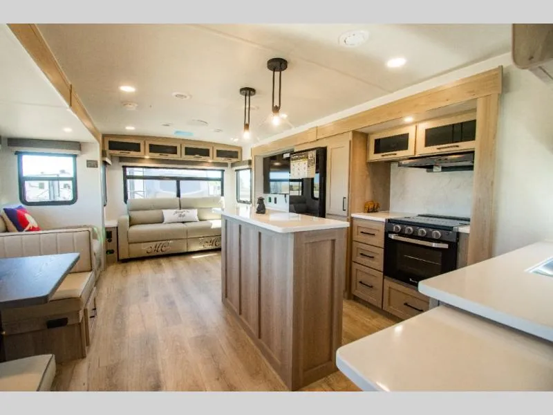 2026 Forest River Rockwood Ultra Lite 2906RL - Photo 3
