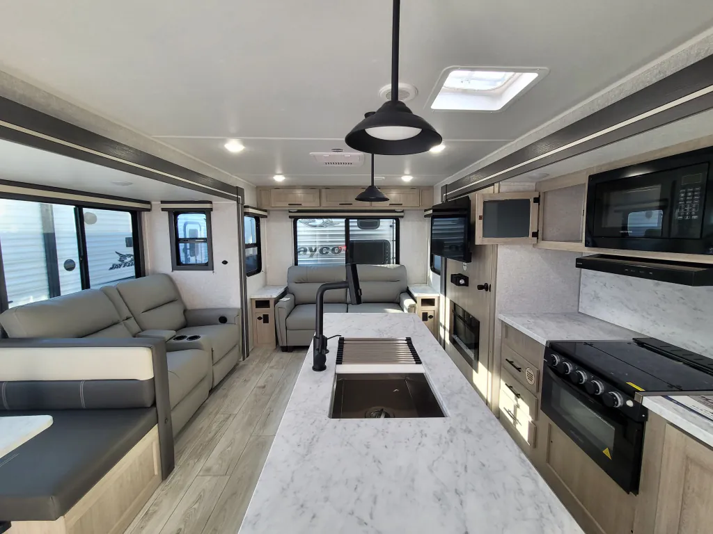 2026 East to West Della Terra 272RL, Photos photo 13