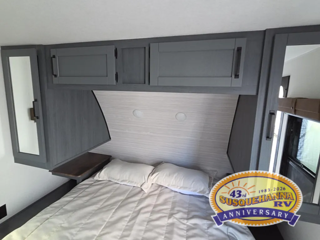 2027 Palomino Puma 337BH, Photos photo 15