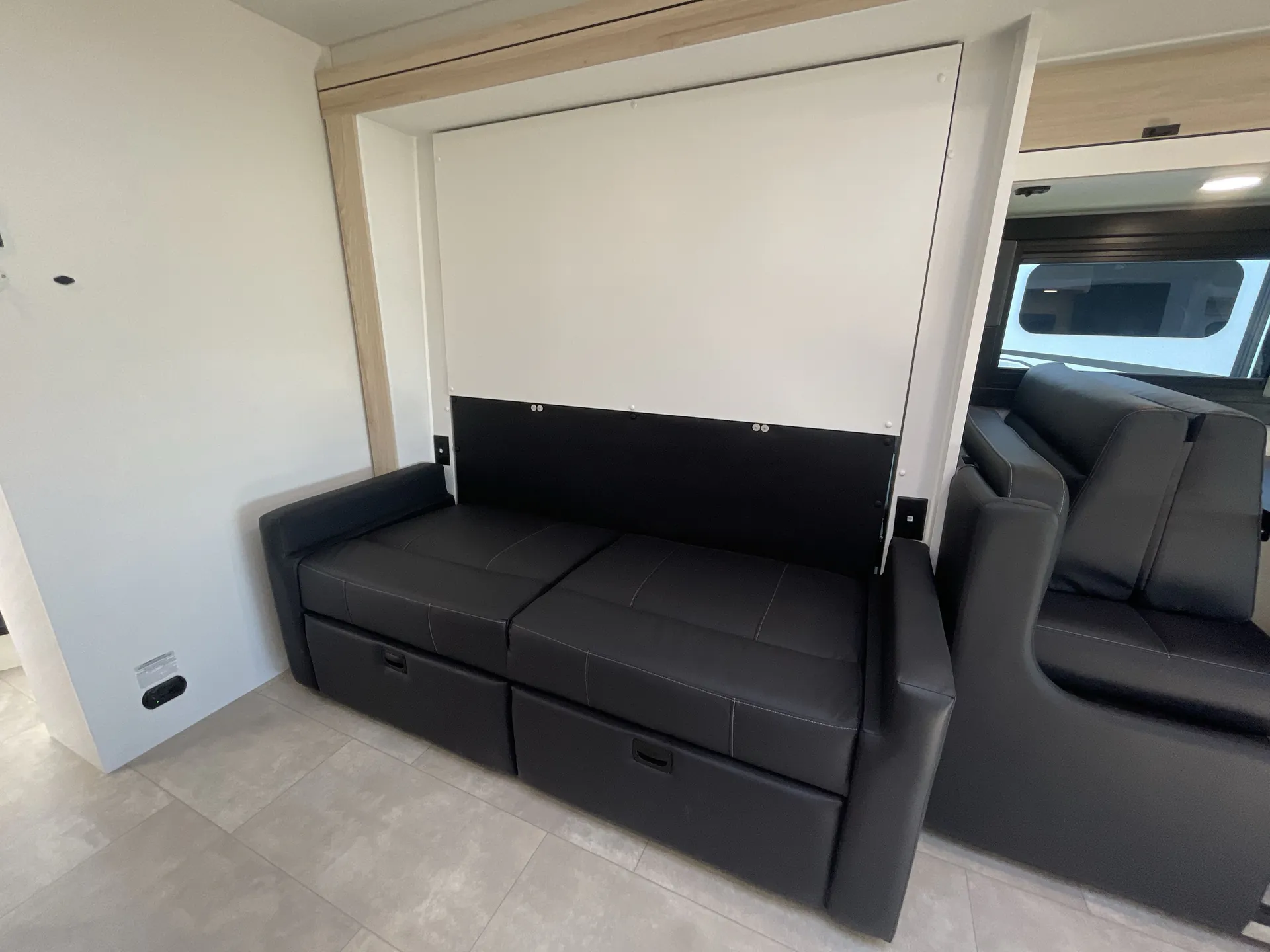 2026 Jayco Melbourne Prestige 25RP - Photo 4