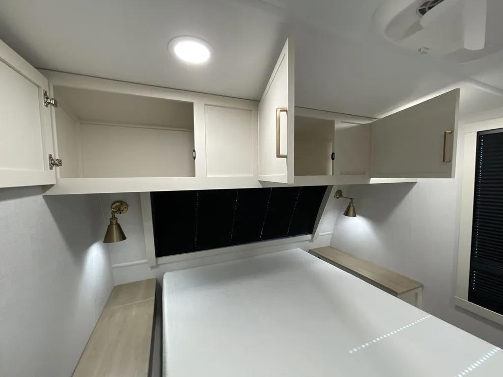 2025 Brinkley MODEL I 275, Photos photo 54