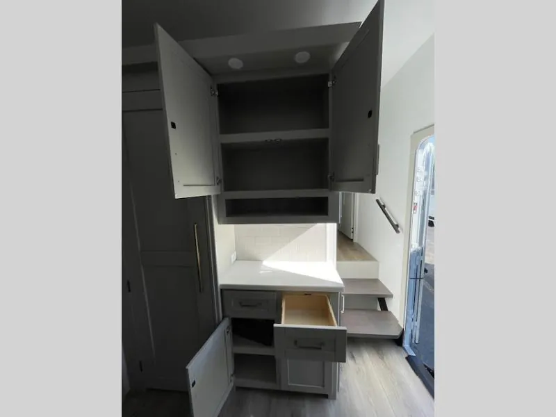 2026 Brinkley Model Z 3515, Photos photo 28