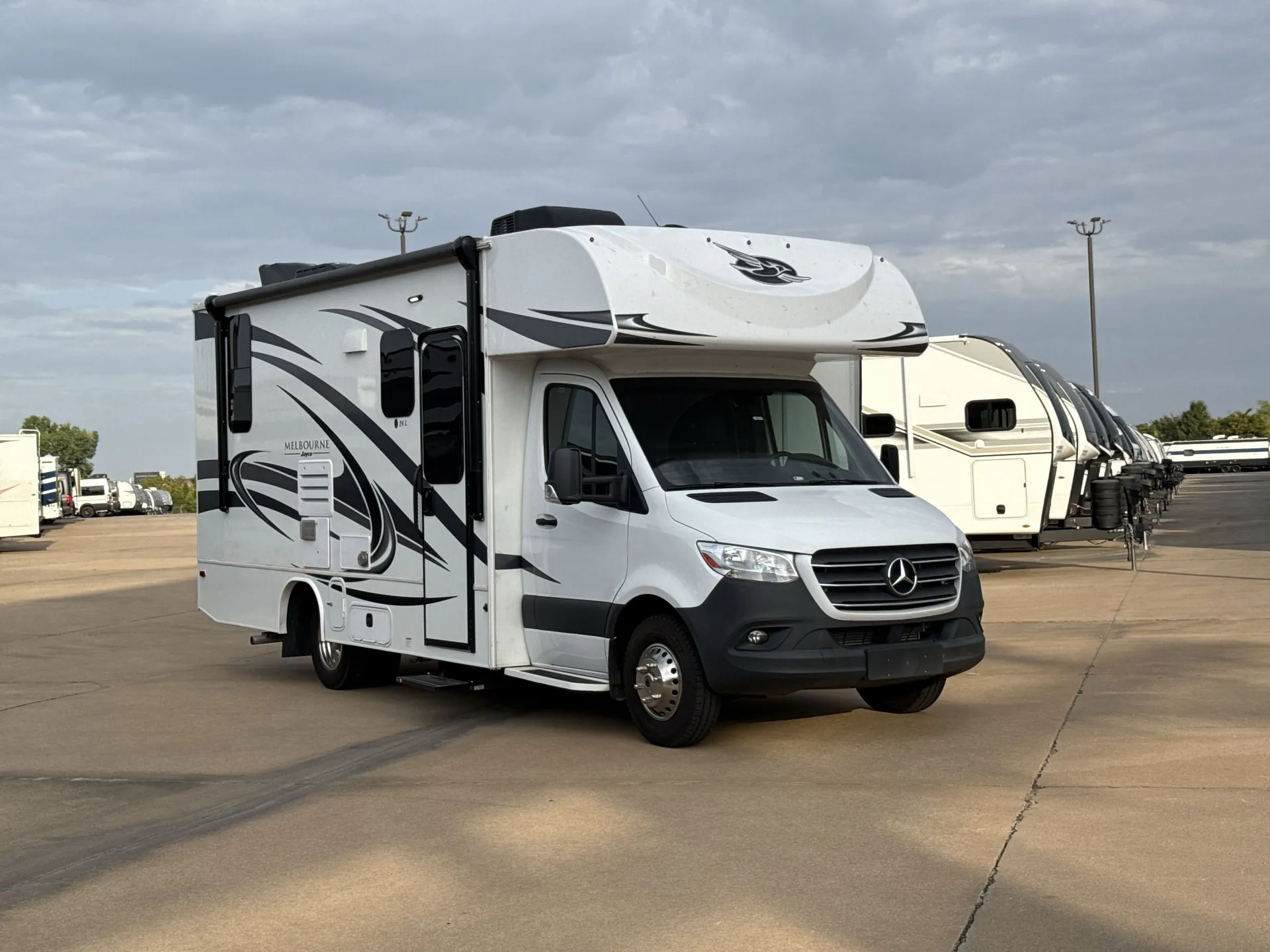 2021 Jayco Melbourne 24L dealer photo 1 from Camping World