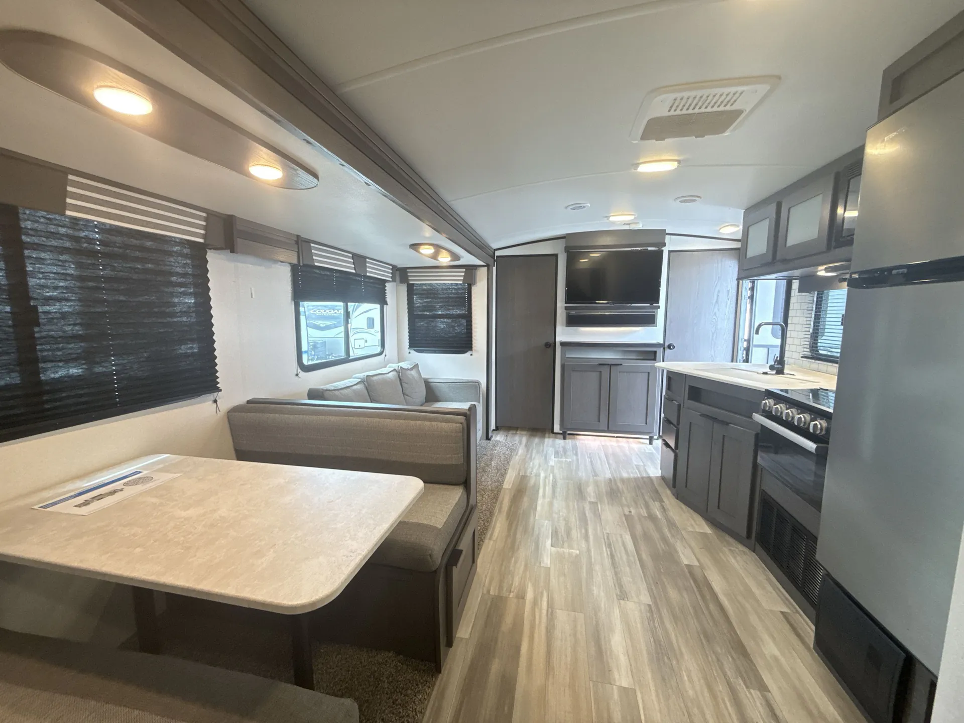 2021 Cruiser RV MPG 2800QB - Photo 4