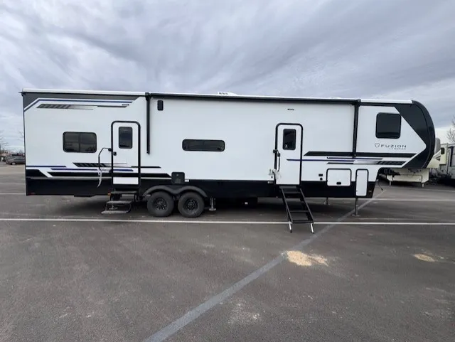 2026 Keystone Rv IMPACT 361LT - Photo 4