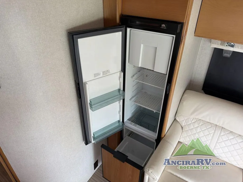 2018 Tiffin Wayfarer 24 TW, Photos photo 10