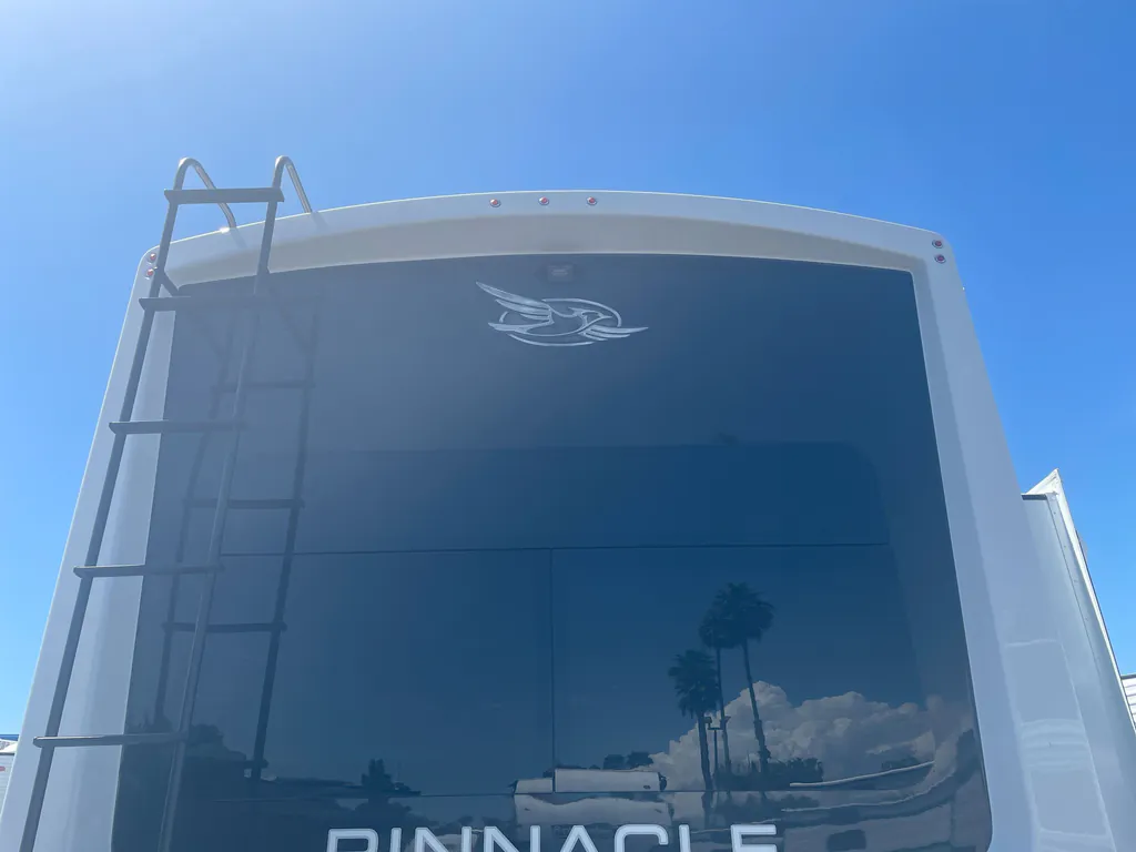 2027 Jayco Pinnacle 36FBTS, Photos photo 25