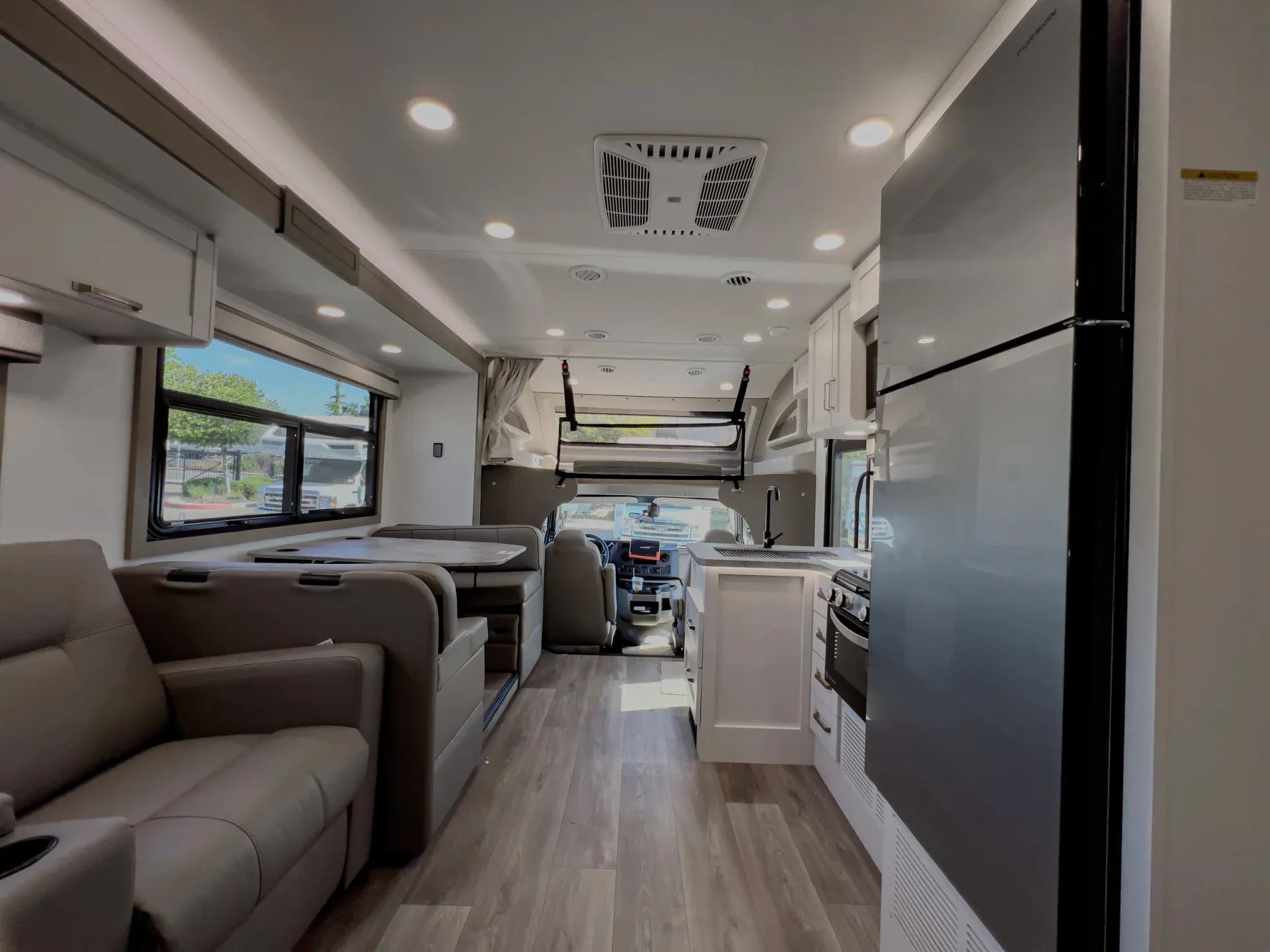 2027 Jayco Greyhawk 30Z - Photo 4