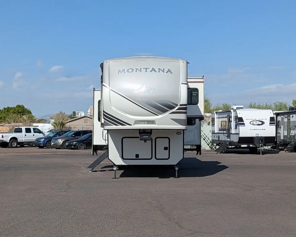 2023 Keystone Montana 3901RK, Photos photo 3