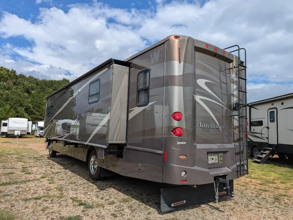 2012 Winnebago Adventurer 37F - Photo 4