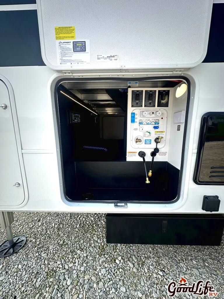 2026 Brinkley Model Z 2810, Photos photo 8