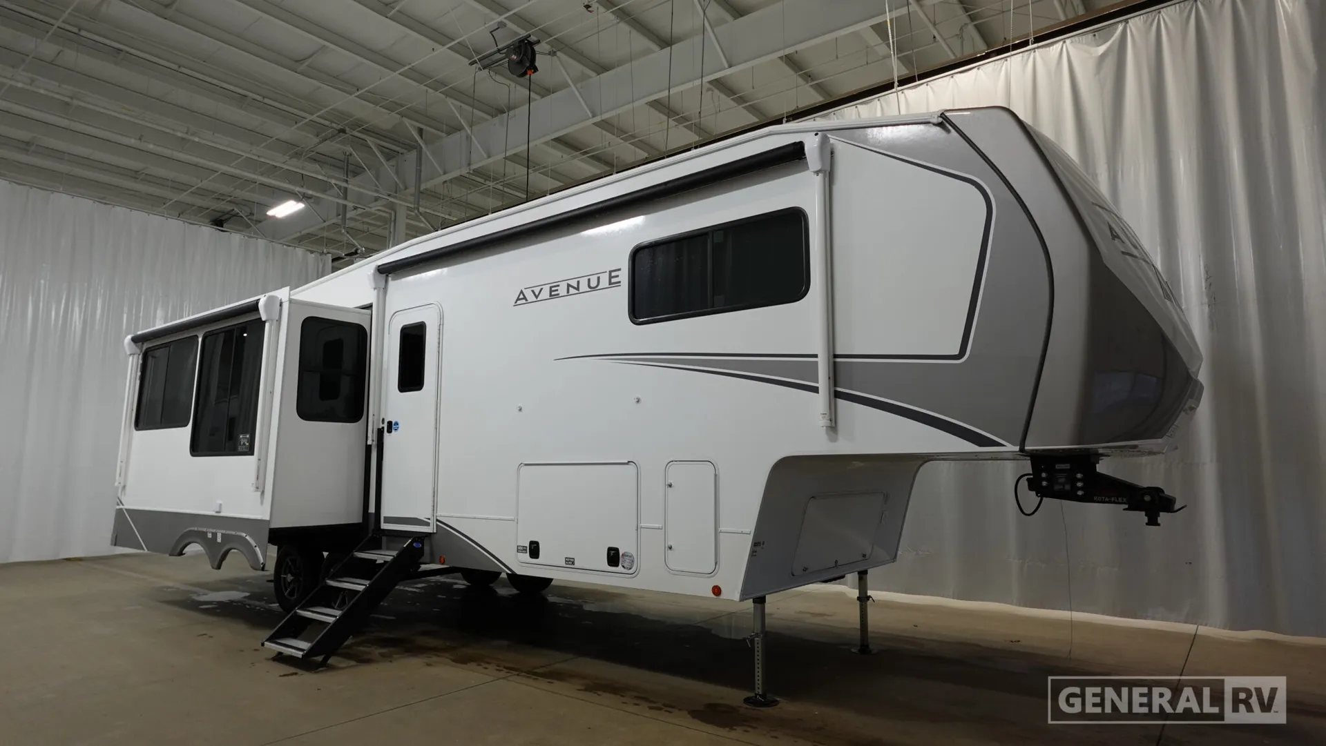 2026 Alliance RV Avenue 32RLS - Photo 2