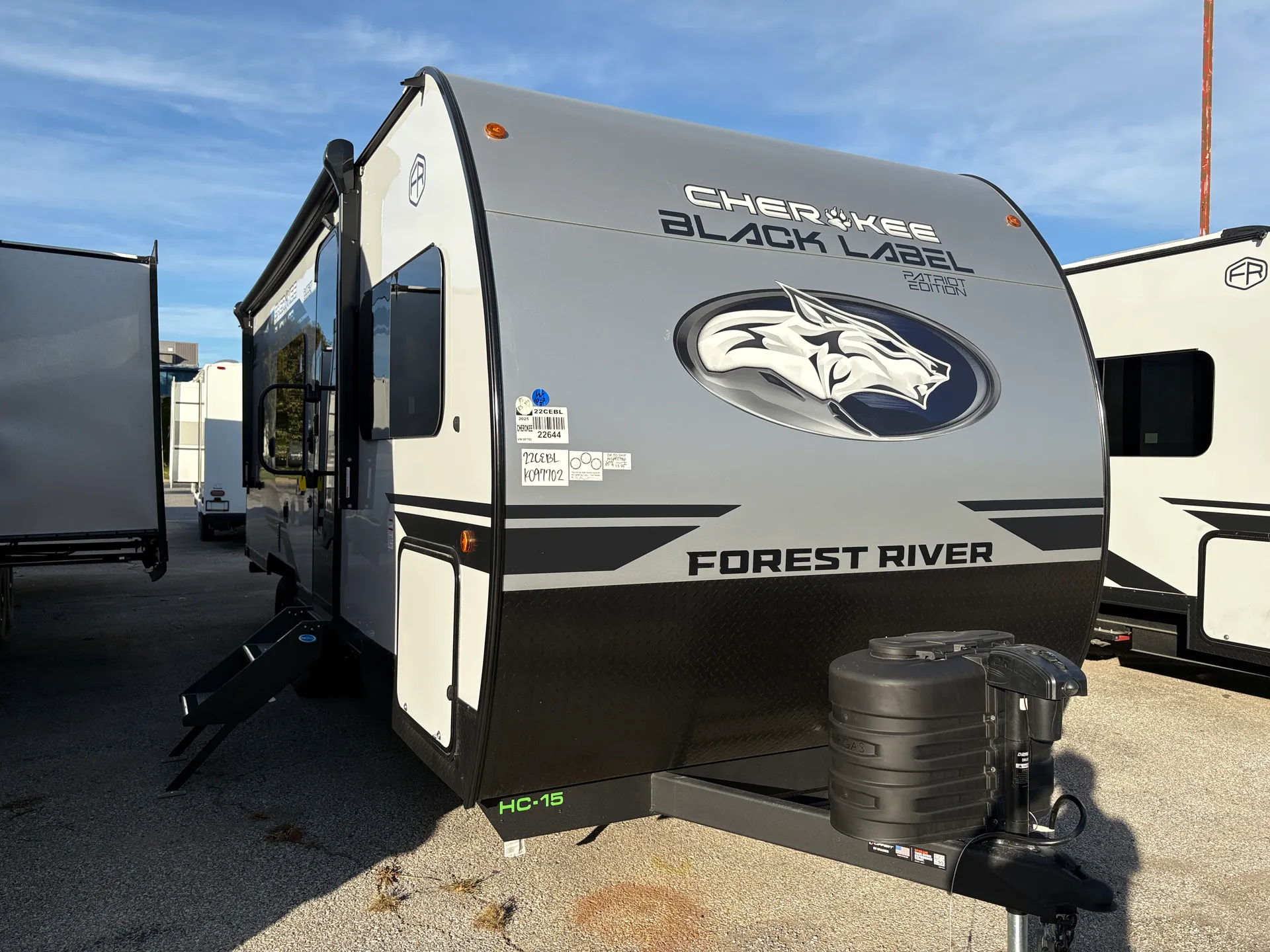 2026 Forest River Cherokee Grey Wolf Black Label 22CEBL - Photo 2