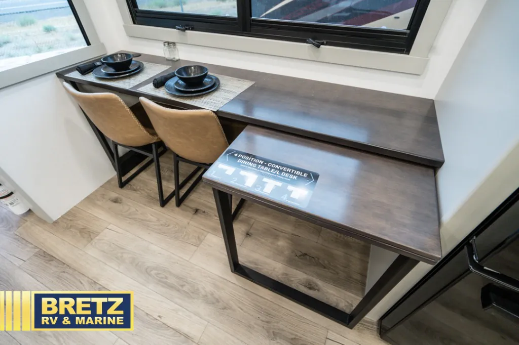 2026 Brinkley Model G 3950, Dining area photo 3
