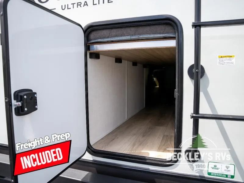 2027 Forest River Rockwood Ultra Lite 2706BH - Photo 4
