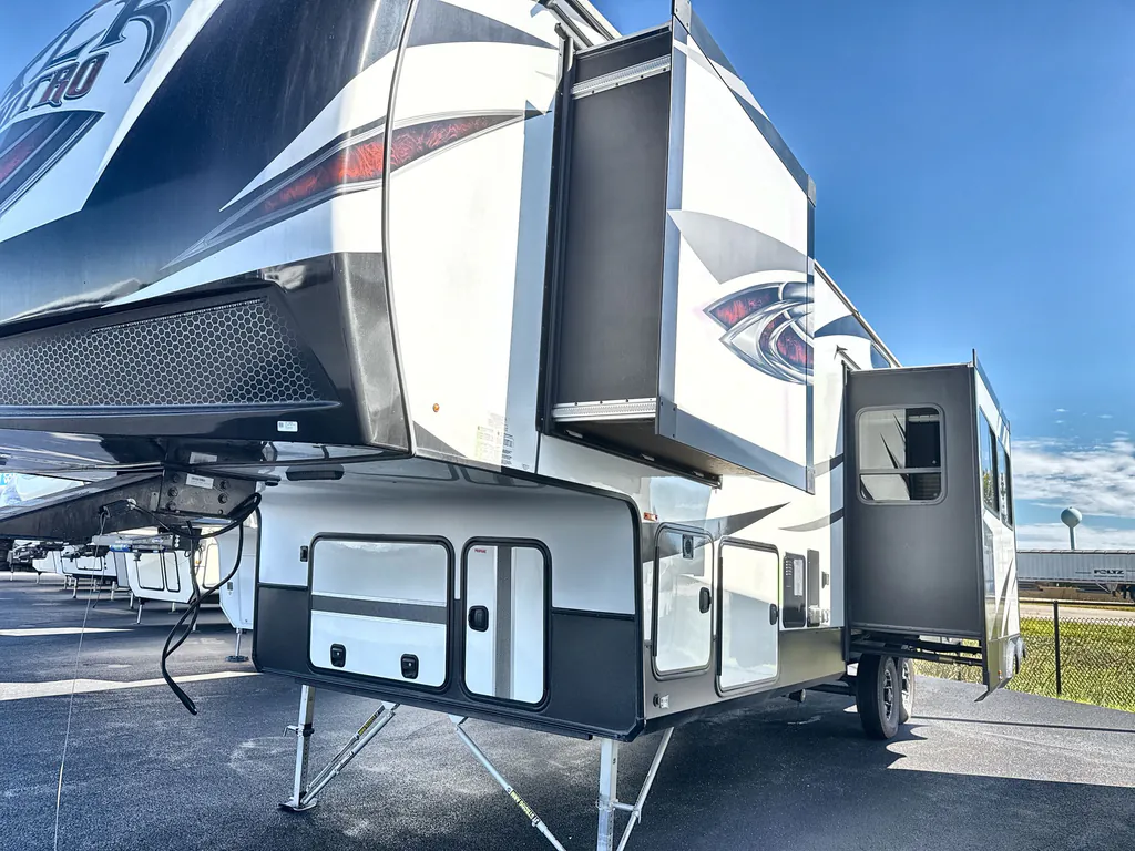 2019 Forest River XLR Nitro 29DK5, Photos photo 6