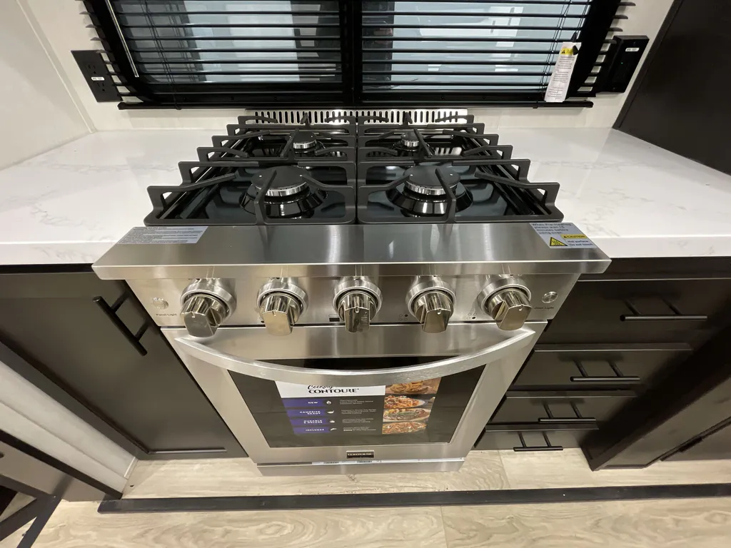 2026 Forest River Rogue 411STORE, Photos photo 26