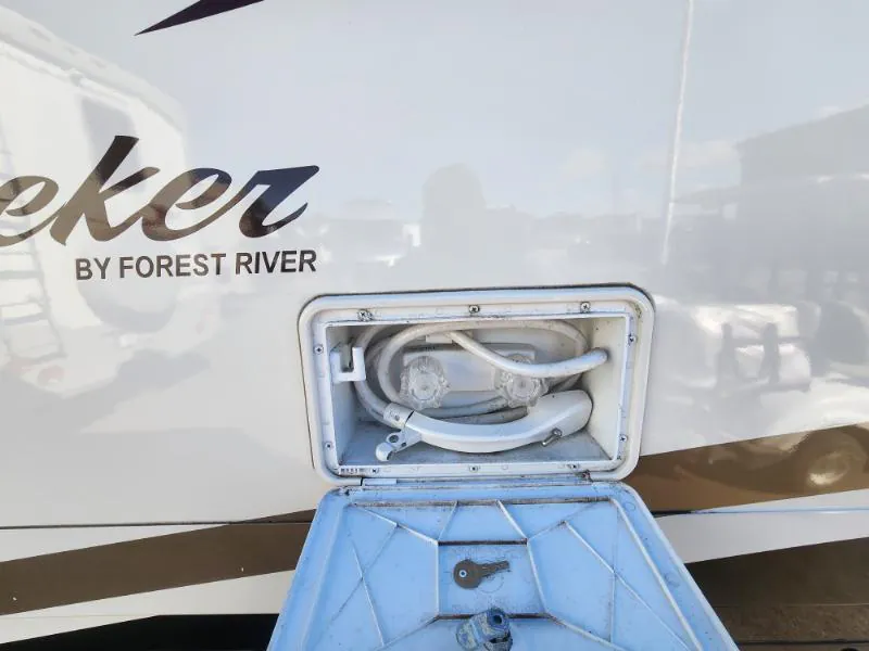 2013 Forest River Sunseeker 3050S, Photos photo 40