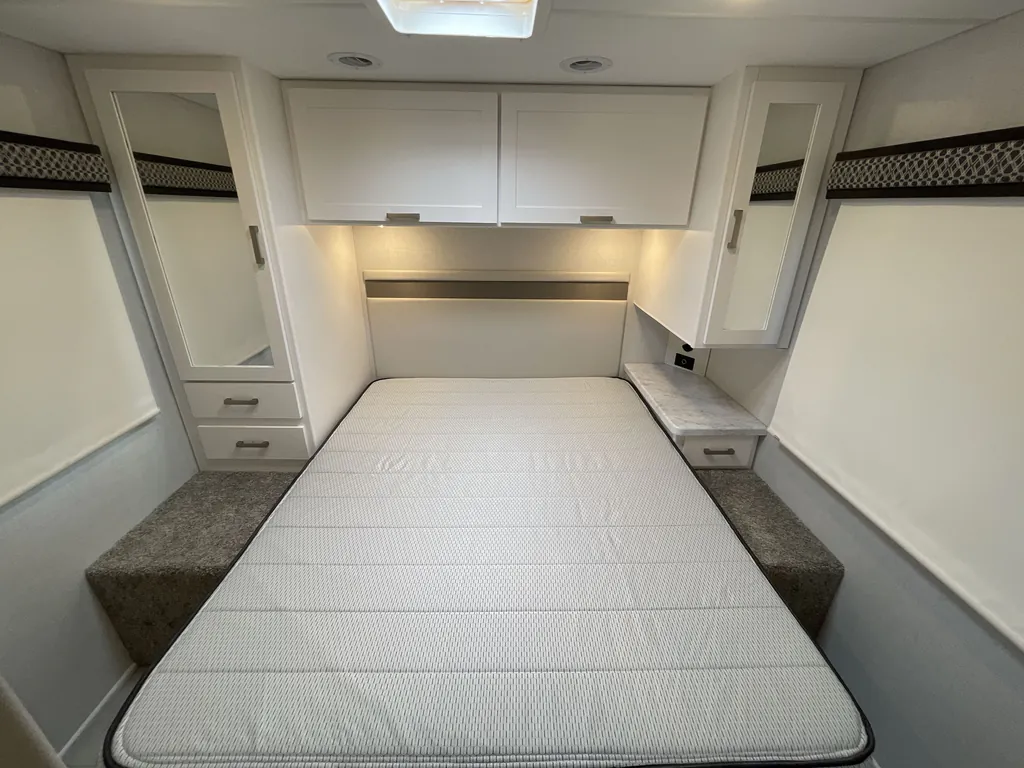 2026 Thor Motor Coach Freedom Elite 28HE, Photos photo 14