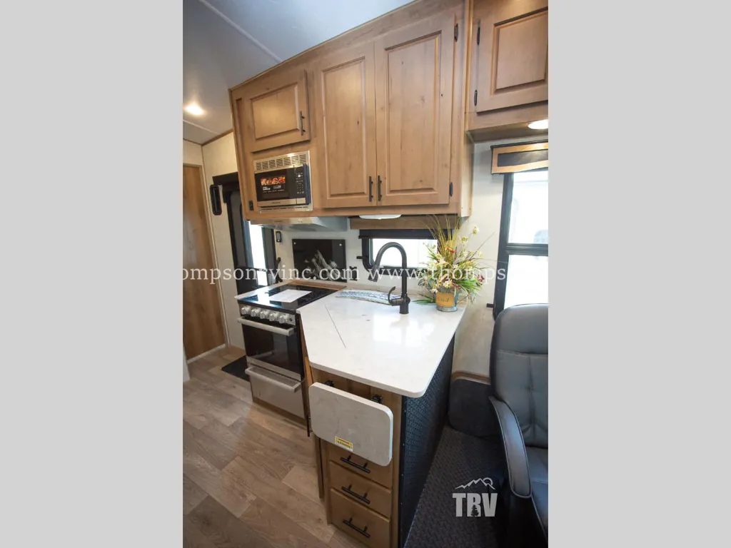 2027 Outdoors RV Trail Series 29TRX, Photos photo 10