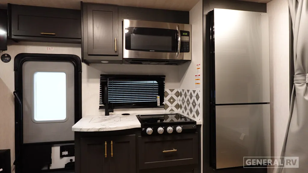 2027 NeXus RV Triumph Sport 24TS, Photos photo 6