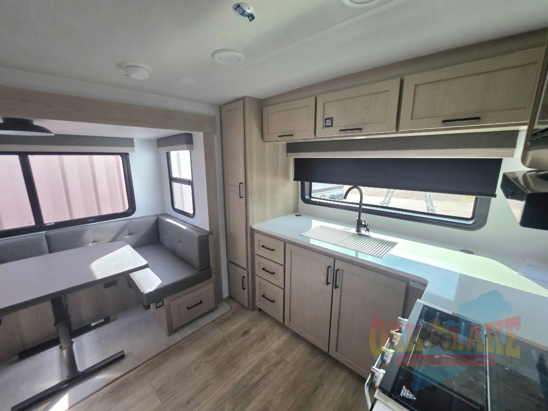 2026 Forest River Rockwood Mini Lite 2506FK — Photo 6